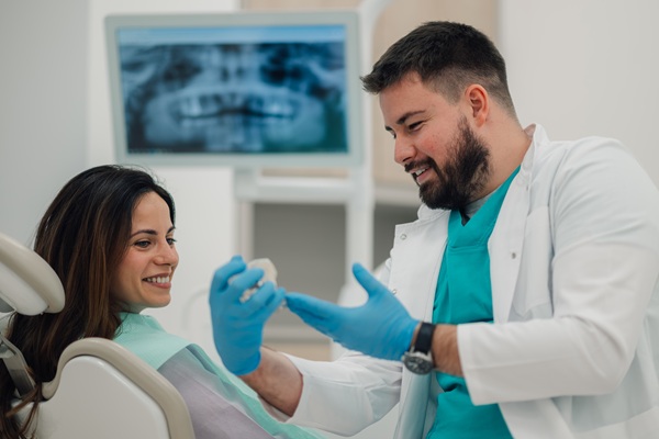 Ways Older Adults Can Benefit From Seeing A General Dentist